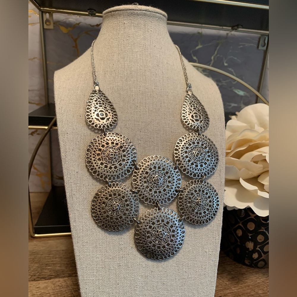 Silver necklace large